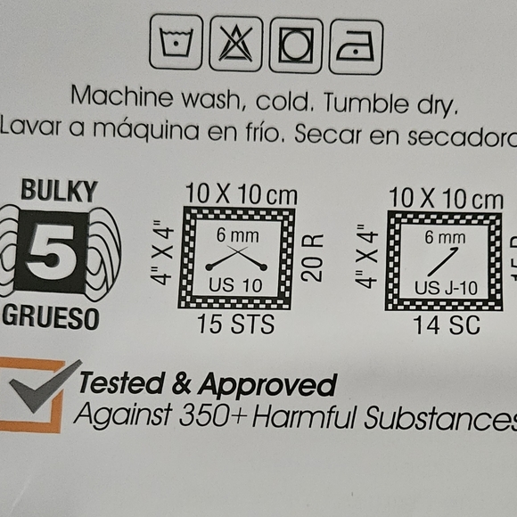 Keyhole Scarf....Handmade - Picture 4 of 4